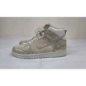 Nike SB Dunk High Premium‎ Silver Suede Women's Size 7 RARE